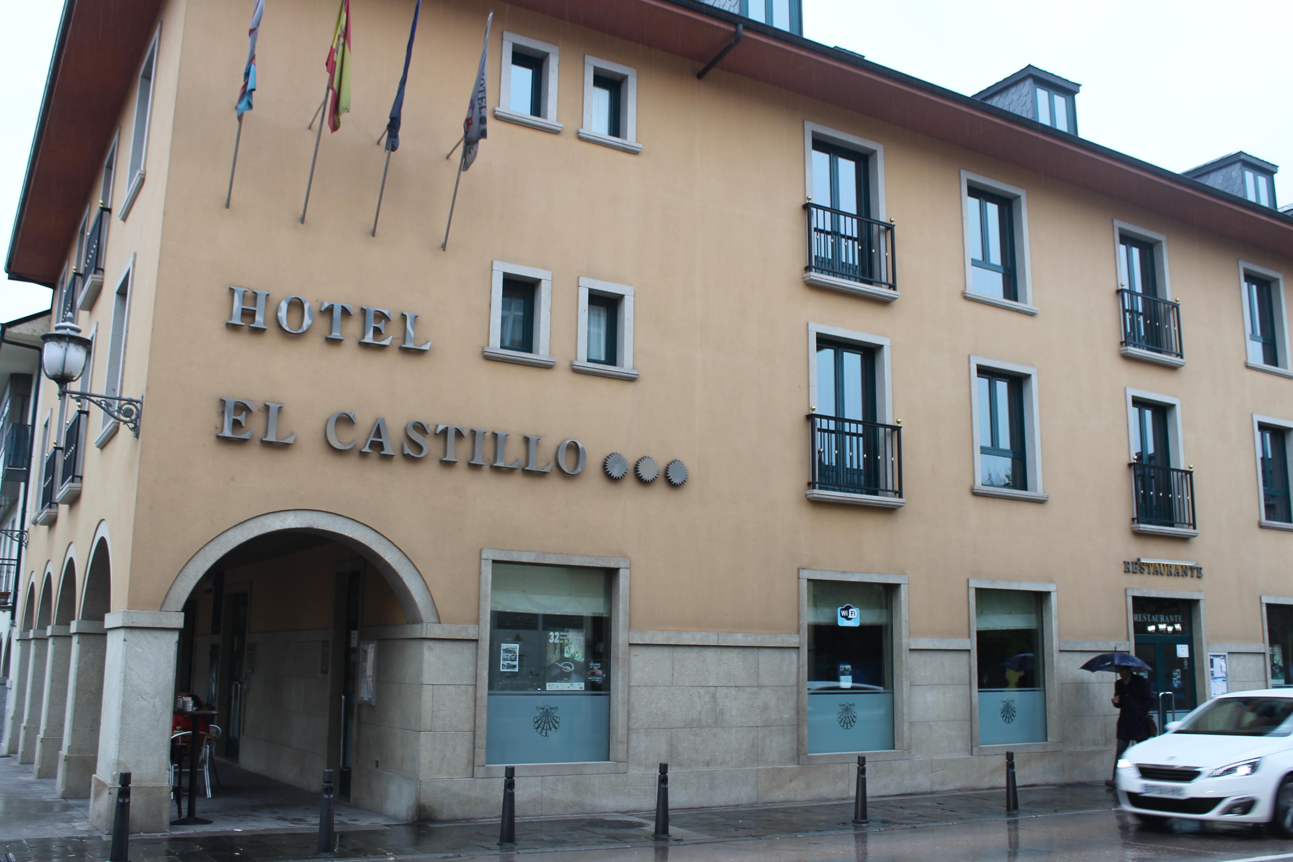 Hotel El Castillo Ponferrada Exteriör bild